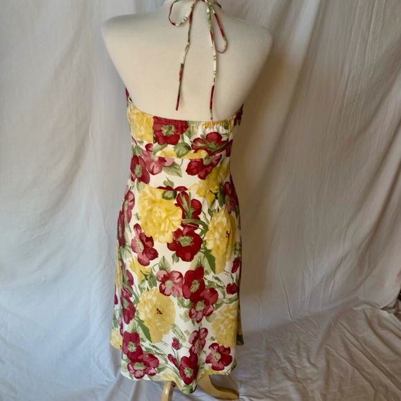 LOFT 100% Silk Floral Halter - Picture 4 of 7